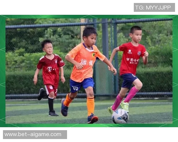 足球运动对青少年身心健康发展的积极影响与重要性探讨